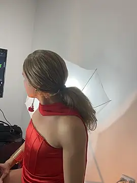MarilynMooru online show from 07.06.26