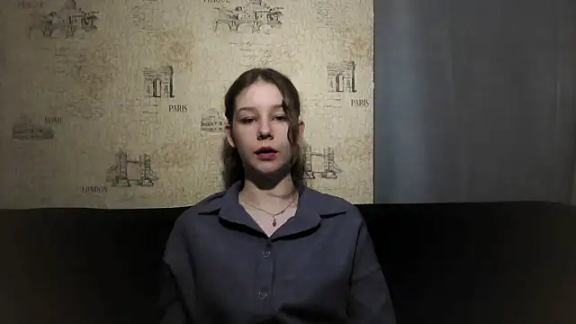 Snapshot of ElinoreHuxman chatting on 07.09.26 ElinoreHuxman online show from 07.09.26