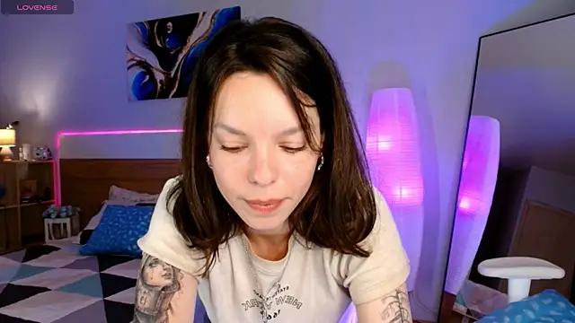 Maya Campbell online show from 07.02.26