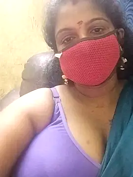 Snapshot of Poojitha-Queen chatting on 07.09.26 Poojitha-Queen online show from 07.09.26