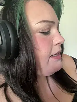 BbGurl18 online show from 07.08.26