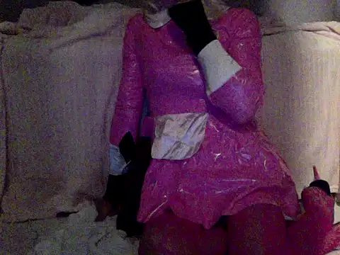 Snapshot of barbiegurl26 chatting on 07.18.26 barbiegurl26 online show from 07.18.26