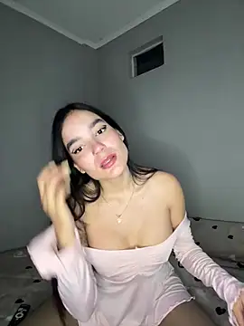 Snapshot of laurenTurnerxx chatting on 07.02.26 laurenTurnerxx online show from 07.02.26