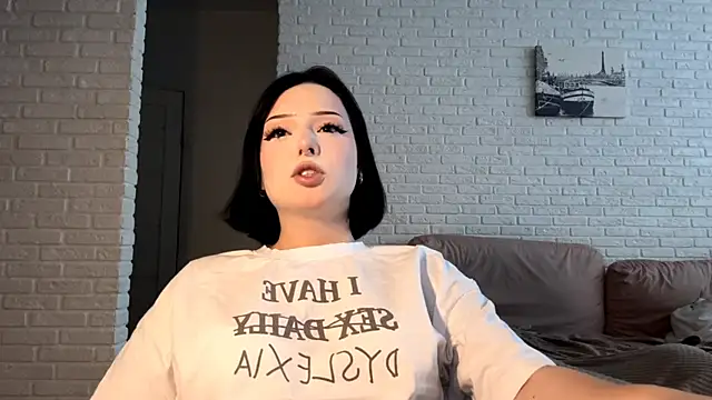 MiaLoon online show from 07.02.26