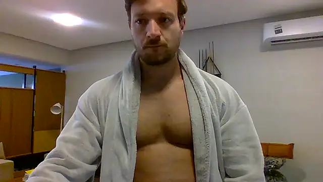 Snapshot of Mrgray28 chatting on 07.07.26 Mrgray28 online show from 07.07.26