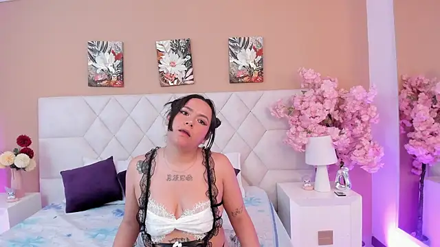 Madison Hart  online show from 07.08.26