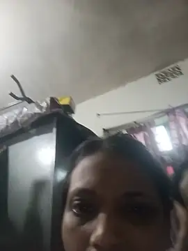 Snapshot of Moyna_52 chatting on 07.04.26 Moyna 52 online show from 07.04.26