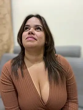 AliceStarshine online show from 03.23.25