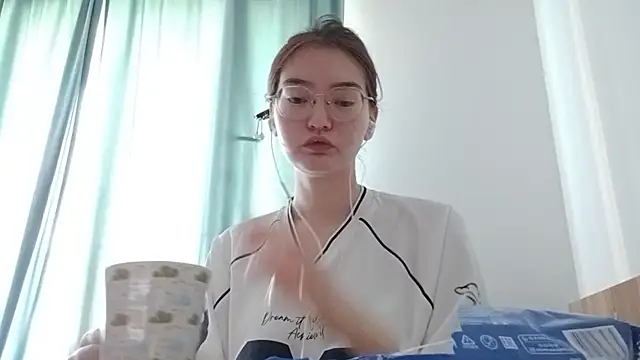 Snapshot of BeatrizGeving chatting on 07.05.26 BeatrizGeving online show from 07.05.26
