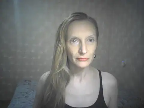 Snapshot of LunaBelle2 chatting on 07.11.26 LunaBelle2 online show from 07.11.26