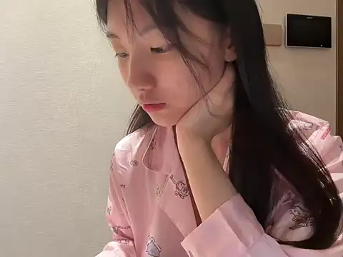 Snapshot of miumikkkki chatting on 07.07.26 miumikkkki online show from 07.07.26