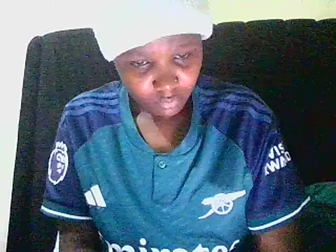 Snapshot of Knowti chatting on 07.15.26 Knowti online show from 07.15.26