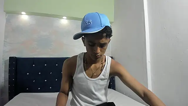 Snapshot of sebastian_torress chatting on 07.08.26 sebastian torress online show from 07.08.26