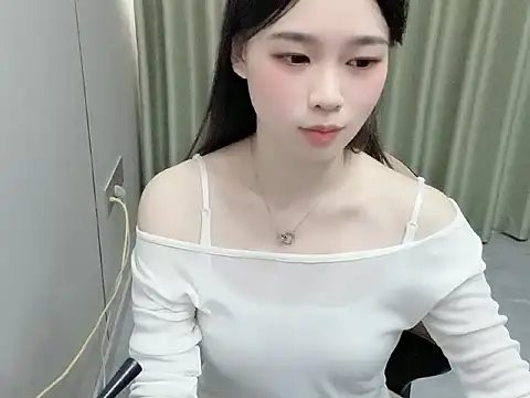 Snapshot of xm99m chatting on 07.08.26 xm99m online show from 07.08.26