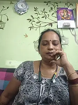 Snapshot of amudha143 chatting on 07.14.26 amudha143 online show from 07.14.26