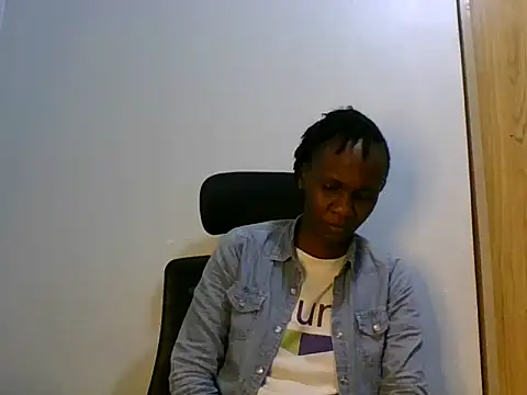 Snapshot of Little_Flower01 chatting on 07.08.26 Little Flower01 online show from 07.08.26