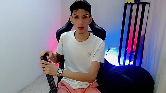 Snapshot of YorYo_hot chatting on 07.10.26 YorYo hot online show from 07.10.26