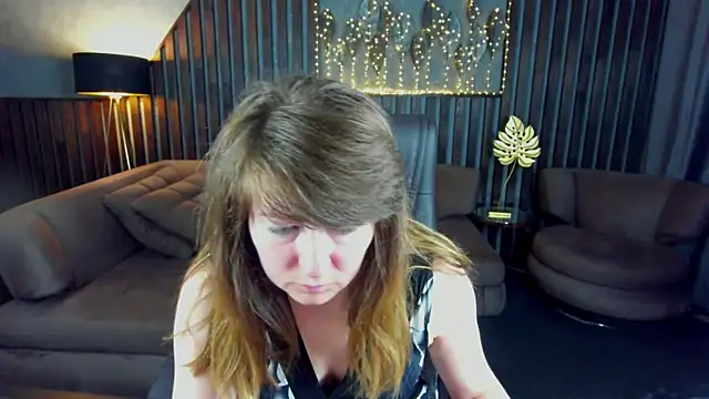 Snapshot of AlexaAmour chatting on 07.16.26 AlexaAmour online show from 07.16.26