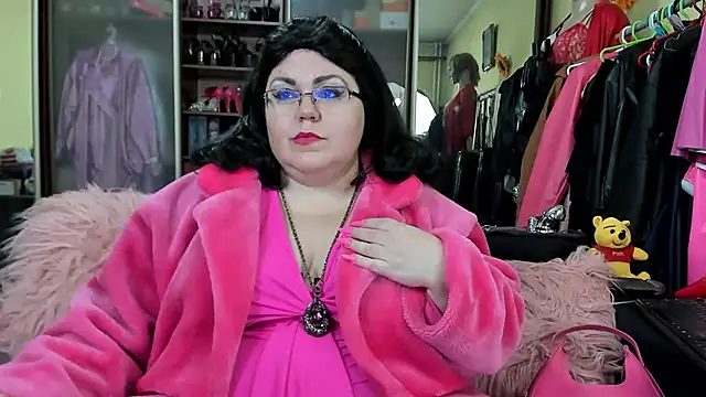 KaryQueen online show from 01.23.25