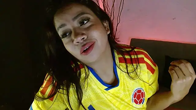 Snapshot of lispetite chatting on 06.18.26 lispetite online show from 06.18.26