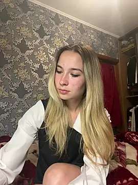 Snapshot of Stasi_lu chatting on 07.13.26 Stasi lu online show from 07.13.26
