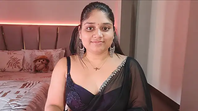 Snapshot of Varsha-ji765 chatting on 07.11.26 Varsha-ji765 online show from 07.11.26