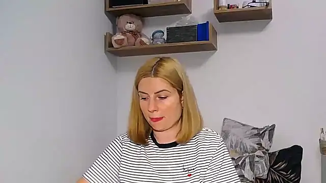 alisenties online show from 12.01.25