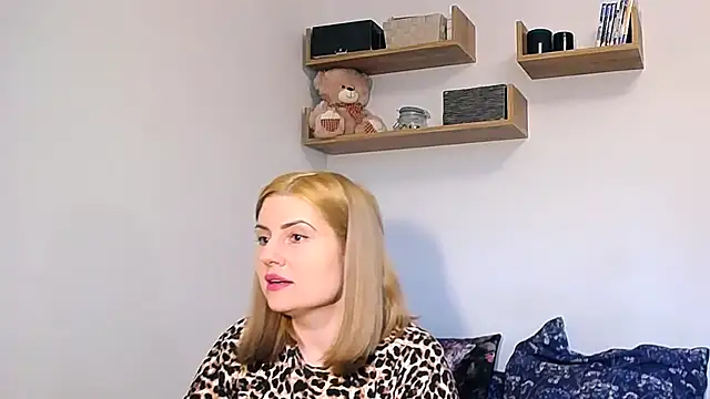 alisenties online show from 03.02.26