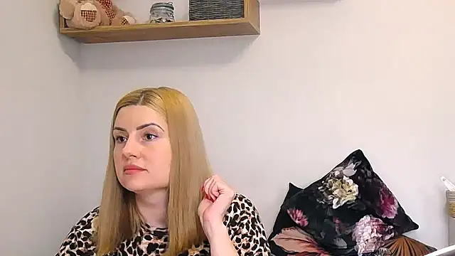 alisenties online show from 04.08.26