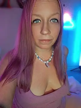 Snapshot of XxMs_StarzxX chatting on 07.24.26 XxMs StarzxX online show from 07.24.26