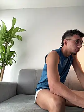 Snapshot of Phillip_collinss chatting on 07.31.26 Phillip collinss online show from 07.31.26