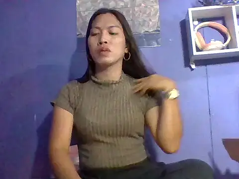 Mia eyh online show from 07.20.26