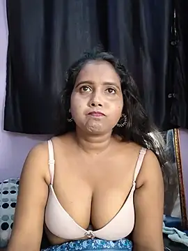 Snapshot of hornykhushi321 chatting on 07.24.26 hornykhushi321 online show from 07.24.26