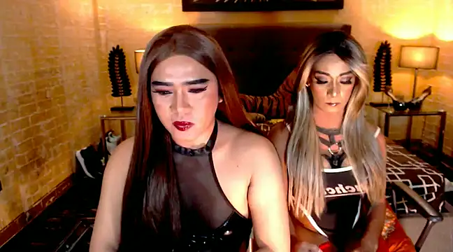 BigCumHuntersxx online show from 12.18.24