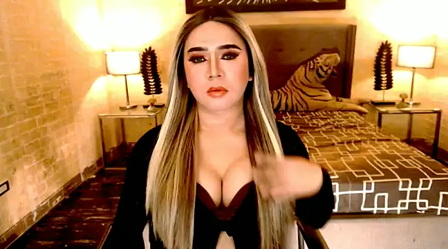 BigCumHuntersxx online show from 01.20.25