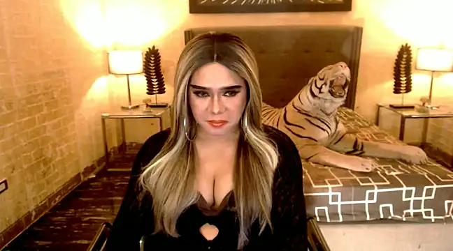 BigCumHuntersxx online show from 01.22.25