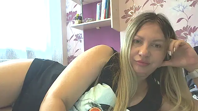 Snapshot of AmandaSexyHotAss20 chatting on 07.25.26 AmandaSexyHotAss20 online show from 07.25.26