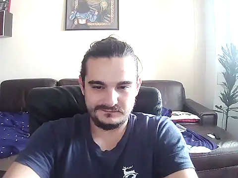 Snapshot of johnnybravovici chatting on 07.23.26 johnnybravovici online show from 07.23.26