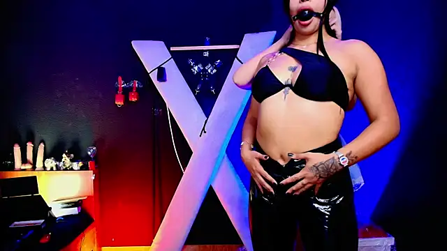 Red Lipsduo  online show from 07.27.26