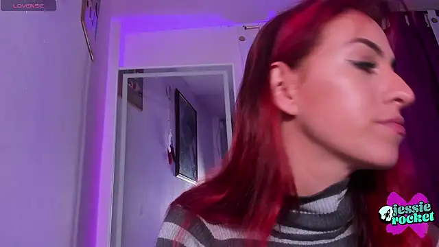 jessierocketx online show from 10.28.25