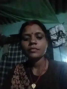 Snapshot of Hot_priya835 chatting on 08.01.26 Hot priya835 online show from 08.01.26