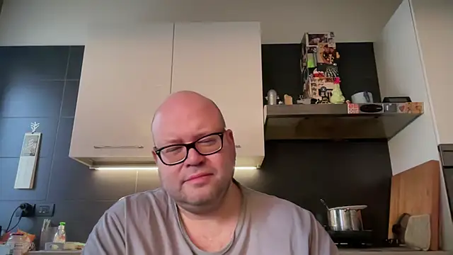 theitalianbear online show from 12.23.24