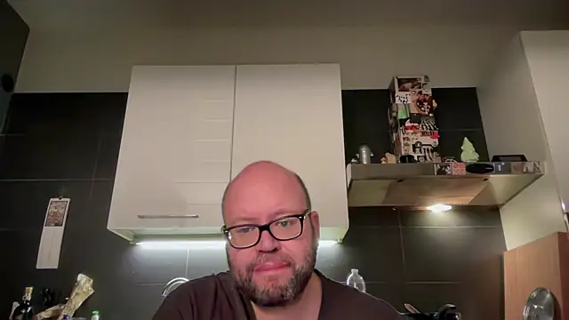 theitalianbear online show from 10.10.25