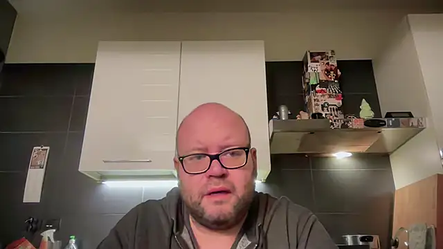 theitalianbear online show from 11.28.25