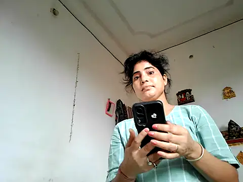 Snapshot of POJA_SHARMAA chatting on 07.31.26 POJA SHARMAA online show from 07.31.26