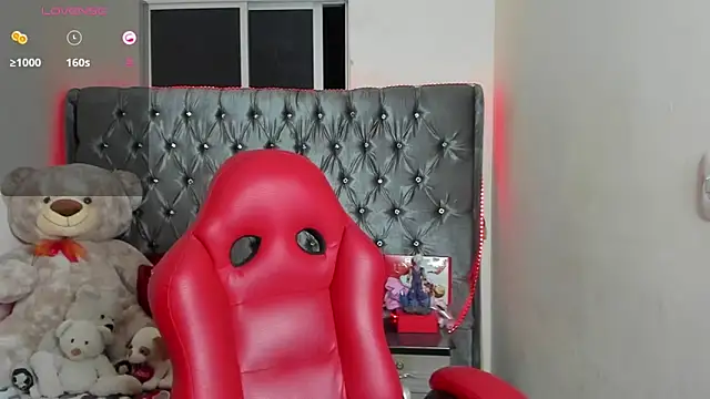 Snapshot of mrloganfuck1 chatting on 05.06.26 mrloganfuck1 online show from 05.06.26