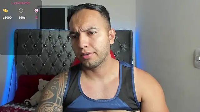 Snapshot of mrloganfuck1 chatting on 05.16.26 mrloganfuck1 online show from 05.16.26
