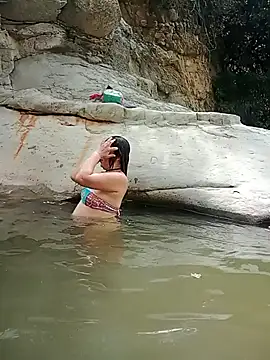 Snapshot of la_arrecha chatting on 08.01.26 la arrecha online show from 08.01.26