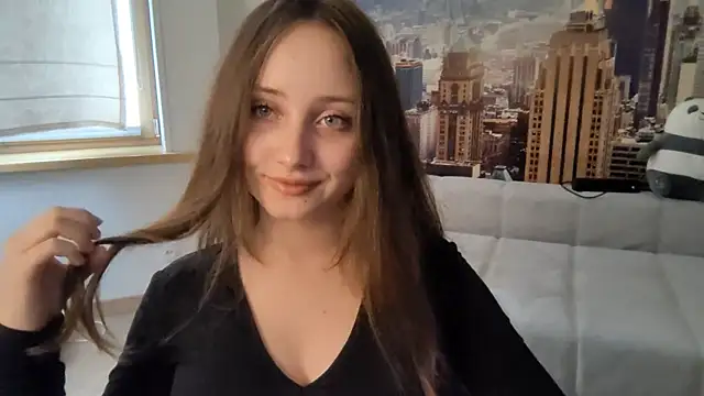 EvaSoShy online show from 08.03.26