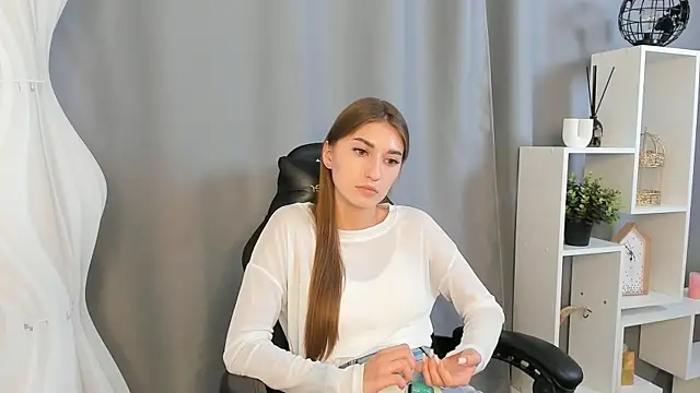 RhebaTancredi online show from 08.03.26